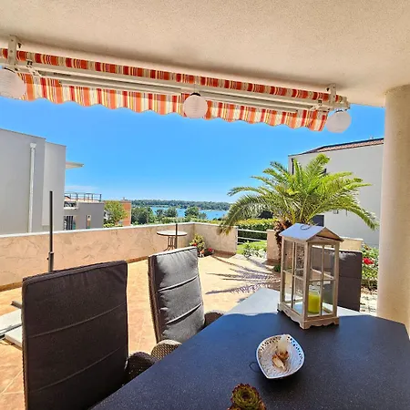 Apartment Zelja - Sea View Medulin